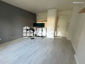 Studio 1 pièce 24 m²