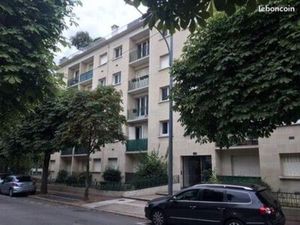 Studio 1 pièce 28 m²