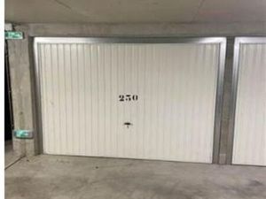 Location box fermé sécurisé 15m2