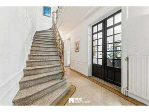 Statig herenhuis met grandeur en luxueuze afwerking in he...