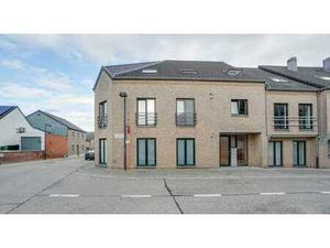 Uniek appartement met 2 wooneenheden te koop in Riemst