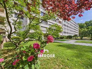 LUMINEUX 5P 191.5 m² FACE AU PARC DES CONTADES