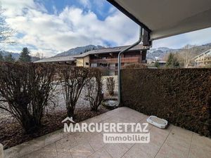 A ONNION STUDIO EN REZ DE JARDIN