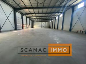 Entrepôt de 300m²