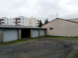 GARAGE - LES QUATRE ROUTES