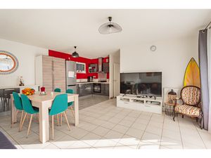 Bayonne: APPARTEMENT T4- 82M2