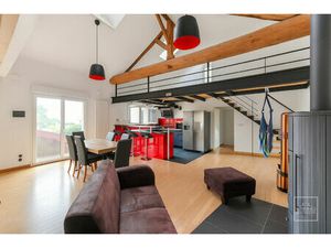 Appartement T4 d'environ 164 m² avec terrain