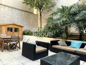 Appartement Paris 3 pièces avec terrasse et jardin