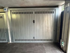 Garage : double box sécurisé 14m2   Cap d' Antibes