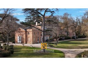 Château XIXème sur 9 Ha avec Vue Pyrénées