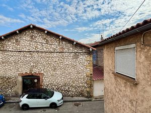 PLEINE PROPRIETE - 160m2 - 13003 MARSEILLE