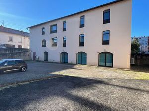 Maison de luxe de 13 pièces en vente à Millau  France