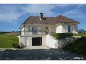 Maison avec jardin 2 chambres très calme sur ss sol