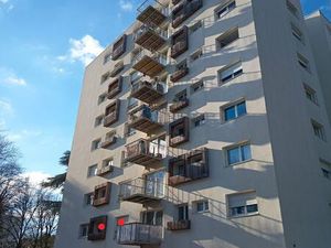 Meublé 36m2 chauffage et eau inclus dans charges