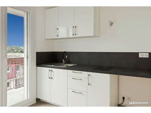 F1 Thorigny sur Marne - Balcon  cave et place de parking – très lumineux