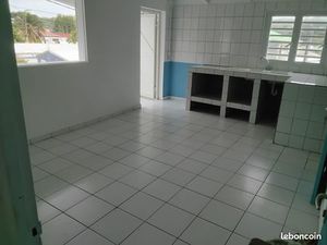 Maison mitoyenne grand f2