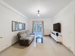 À VENDRE – T2 À Créteil – VENDU LOUÉ AVEC TERRASSE ET BOX