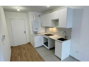 Location appartement  41.54 m² T-2 à Le Pré-Saint-Gervais  1 250 €