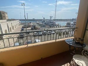 LOCATION DEUX PIECS MEUBLE PORT