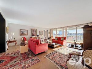 Appartement Dernier étage  Lumière  Espace