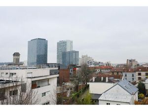 Appartement avec balcon et parking - Montreuil (93100)