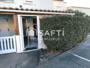 La Roquille  coquet studio climatisé en très bon état