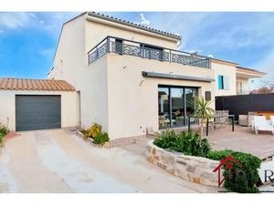 Villa six pièces 130 mètres carrés