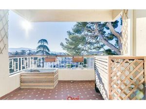 Location appartement  93.69 m² T-4 à Marseille 12  1 500 €