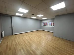 Local d'activité et bureaux