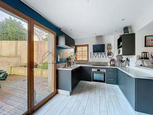 Petite maison rénovée au cœur de Bourg-Blanc