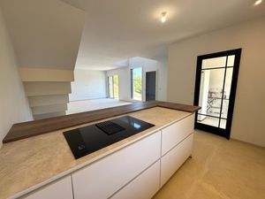 MAISON DE 2025 (RE2020)- MODERNE - RARE -3 CHAMBRES - 1 BUREAU - VUE MONT BLANC - VUE DEGA