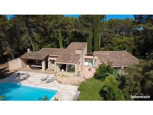 Maison 5 pièces 180 m²