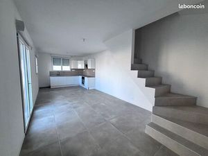 Maison à louer Etampes sur Marne