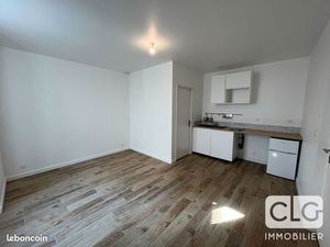 Studio 1 pièce 20 m²