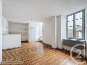 Appartement T3 à louer - 3 pièces - 64 m2 - Aspet - 31 - MIDI-PYRENEES