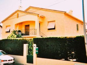 CASTELNAU F4 100m2 1er ETAGE VILLA