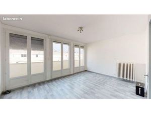 Appartement 4 pièces 77 m²