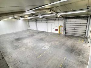 Entrepôt à louer d'environ 1 260 m² à Kuurne