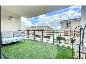 Location appartement  100.34 m² T-4 à Montrouge  2 825 €