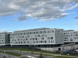 A LOUER - BUREAUX - RENNES EST - 608 m²