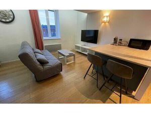 Location appartement  45.6 m² T-2 à Lille  890 €