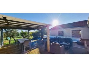 Vente Maison lumineuse  5 chambres avec piscine et vue sur la nature