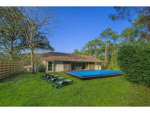 Maison au calme avec piscine  à deux pas du golf de Moliets et des plages