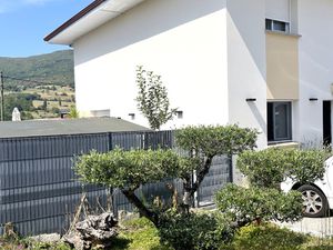 Belle maison contemporaine à Vallières-sur-Fier