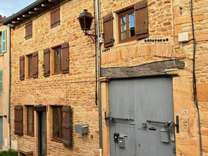 Vente maison 10 pièces 194 m² Vinzelles (71680)