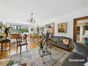 Superbe appartement spacieux avec terrasse et parking couvert - Résidence sécurisée - Rue 