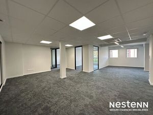 Rare à la vente : bureaux spacieux en centre-ville de Haguenau - 165 m2