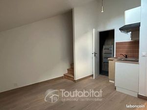 Studio 1 pièce 14 m²