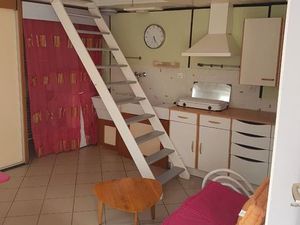 Location meublée 33 M2 ausol