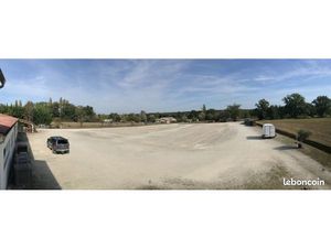 Site artisanal ou industriel à louer